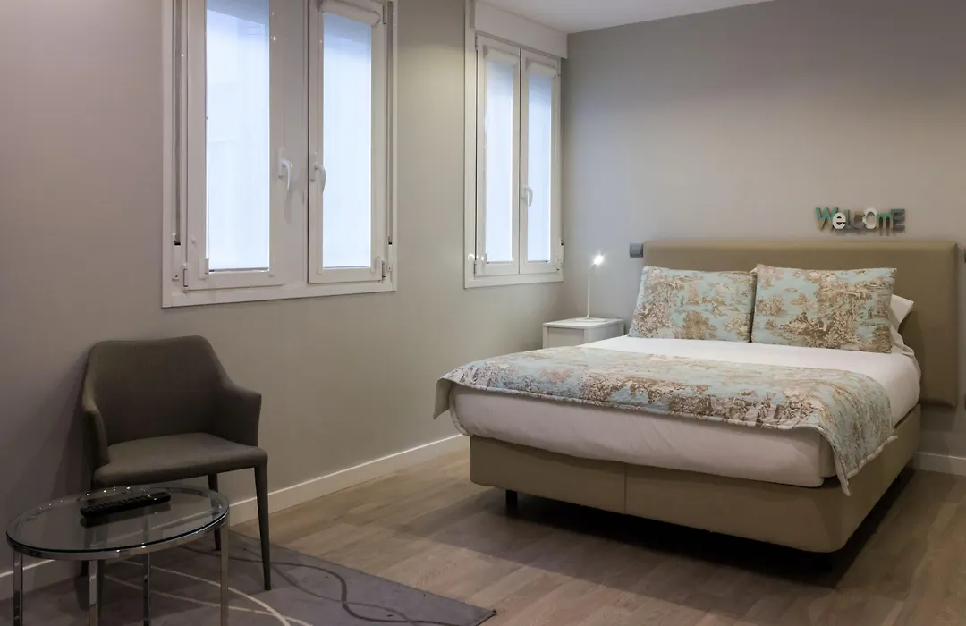 Arenal Suites Preciados-1
