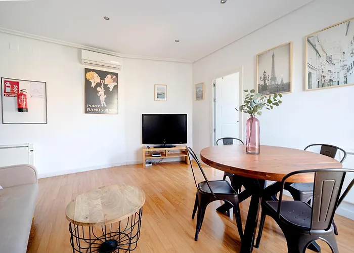 Apartament Glorieta Puerta De Toledo